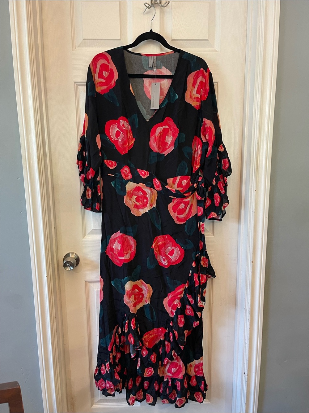 NWT Anthropologie Floral Faux Wrap Flutter Midi Dress in Black and Pink
